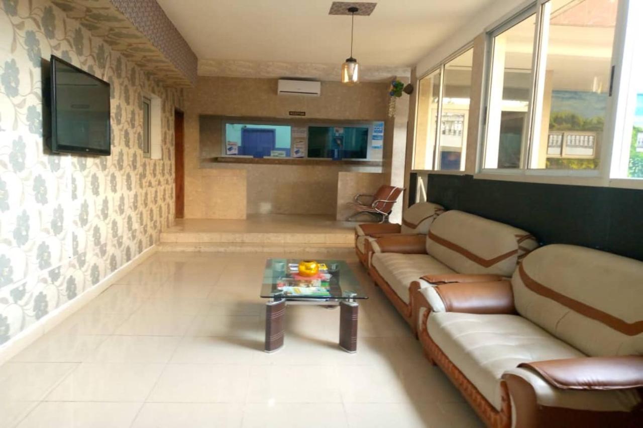 Residence Bethany Palace Abidjan Exteriör bild
